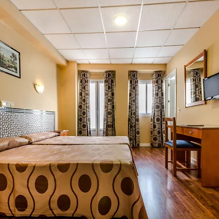 Yit Casablanca 3*